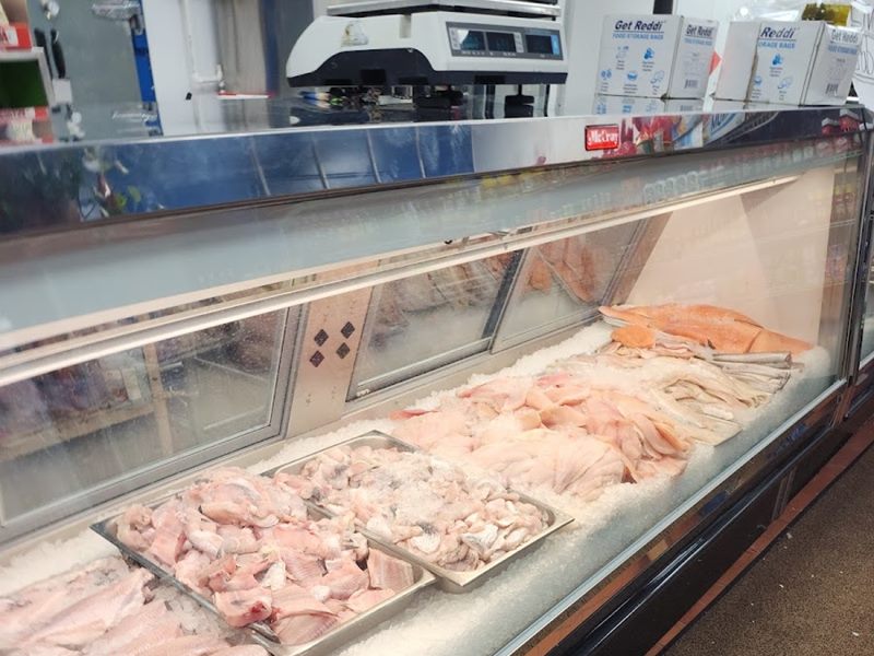 Fort Worth Seafood Fish Market & Restaurant- Live Crawfish & More food